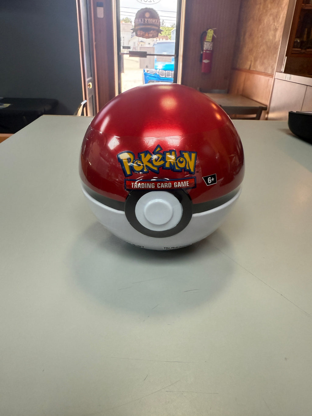Pokémon: Pokeball Tin (L25)
