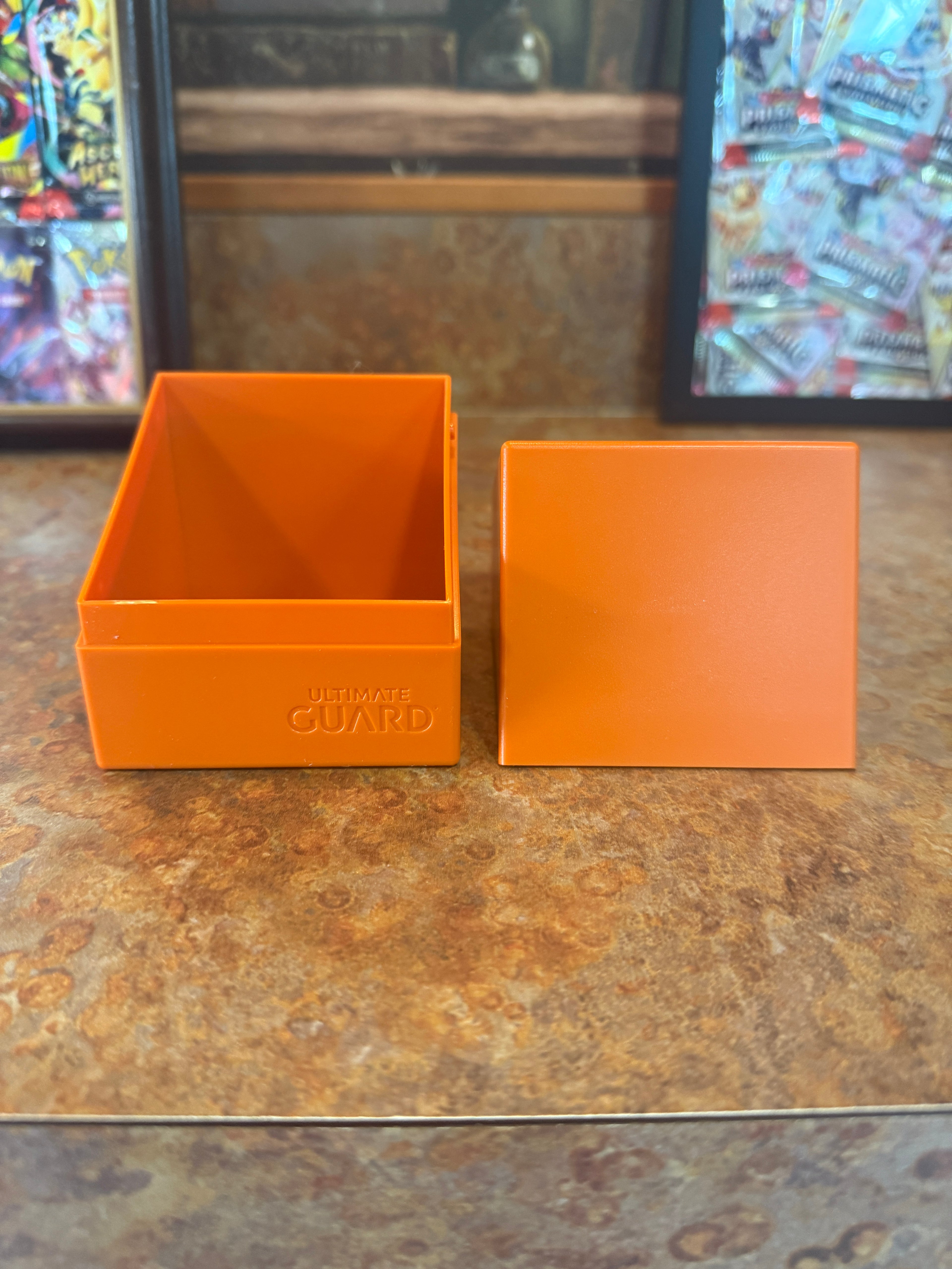 Ultimate Guard Boulder 100+ Deck Box - Solid