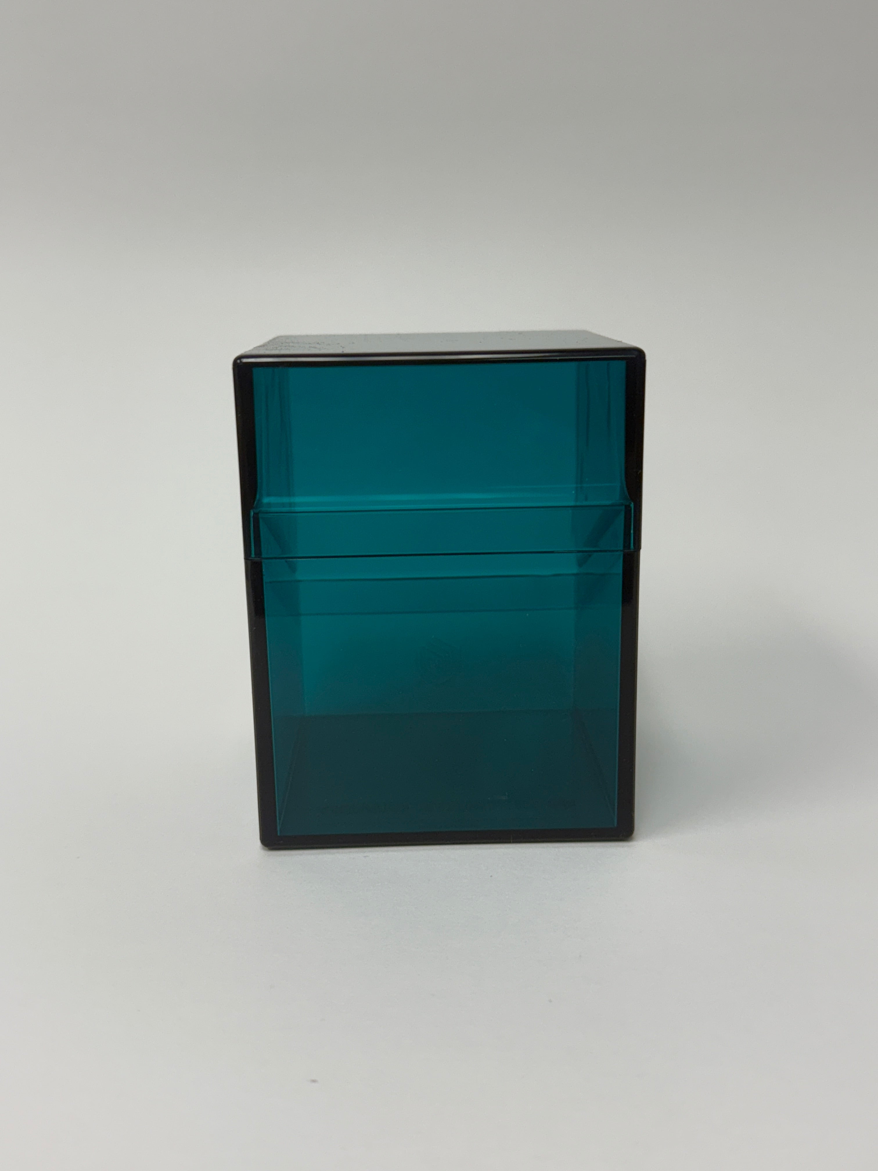 Ultimate Guard Boulder 100+ Deck Box - Clear