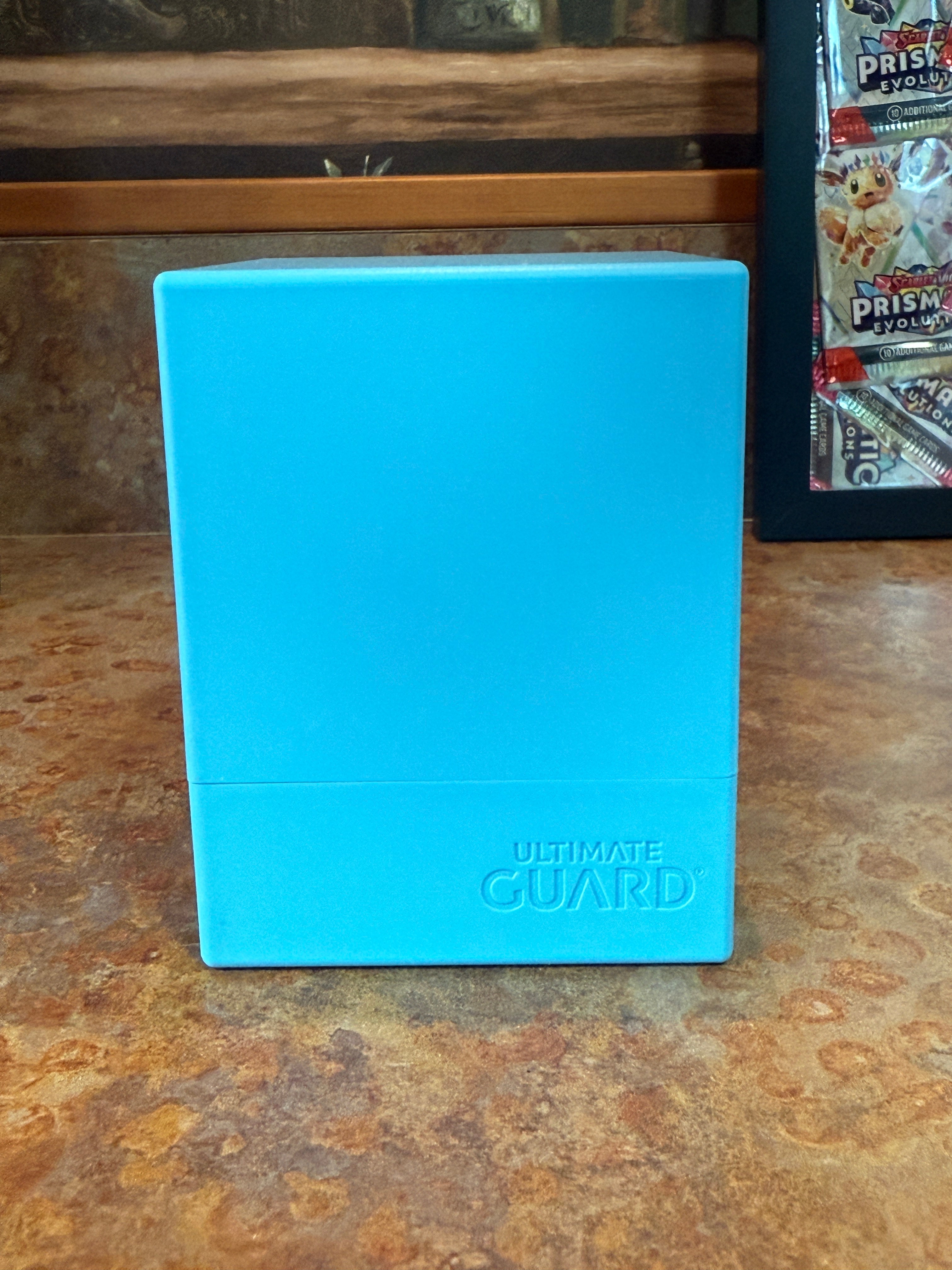 Ultimate Guard Boulder 100+ Deck Box - Solid