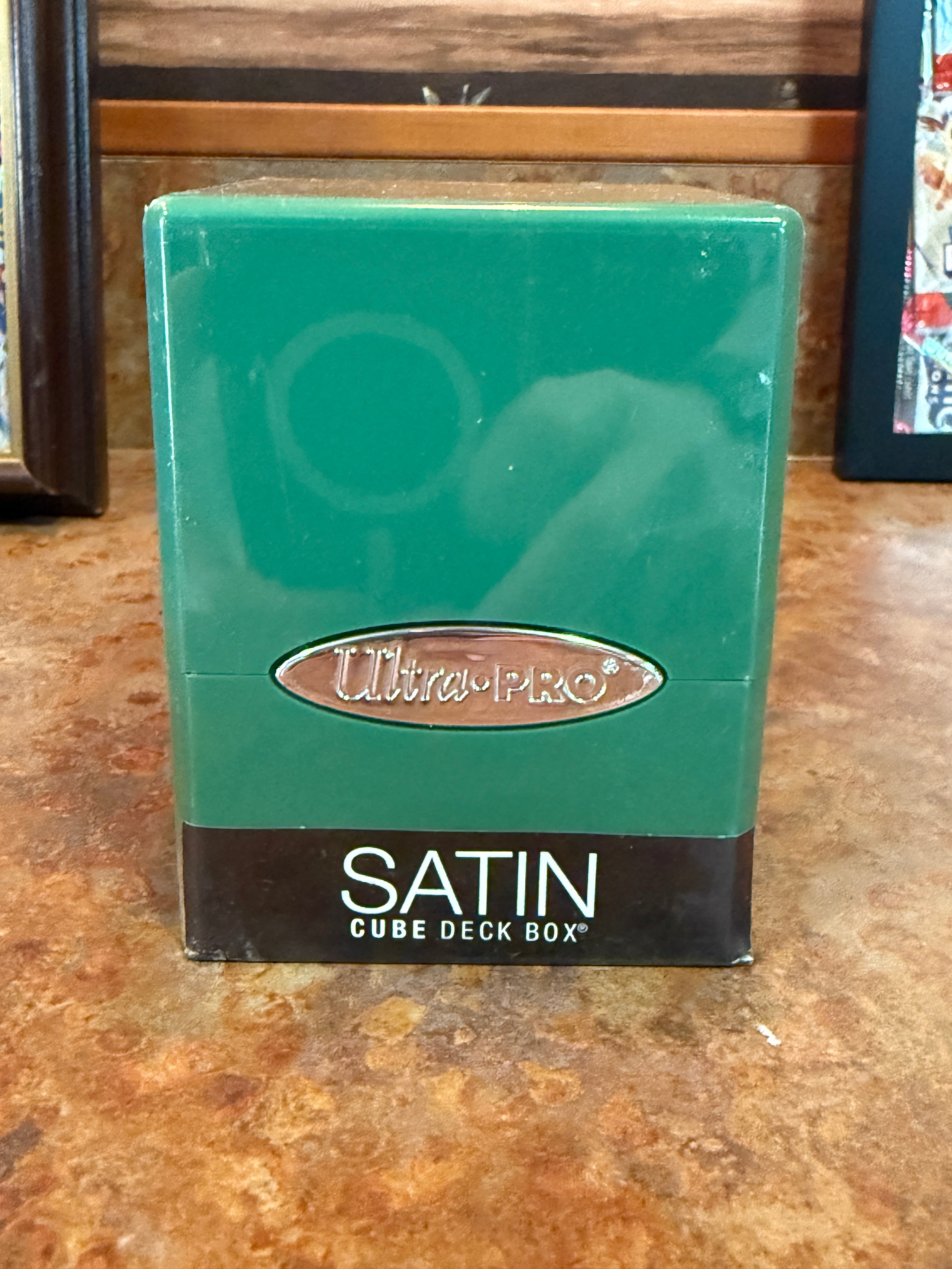 Ultra Pro Cube Deck Box - Satin