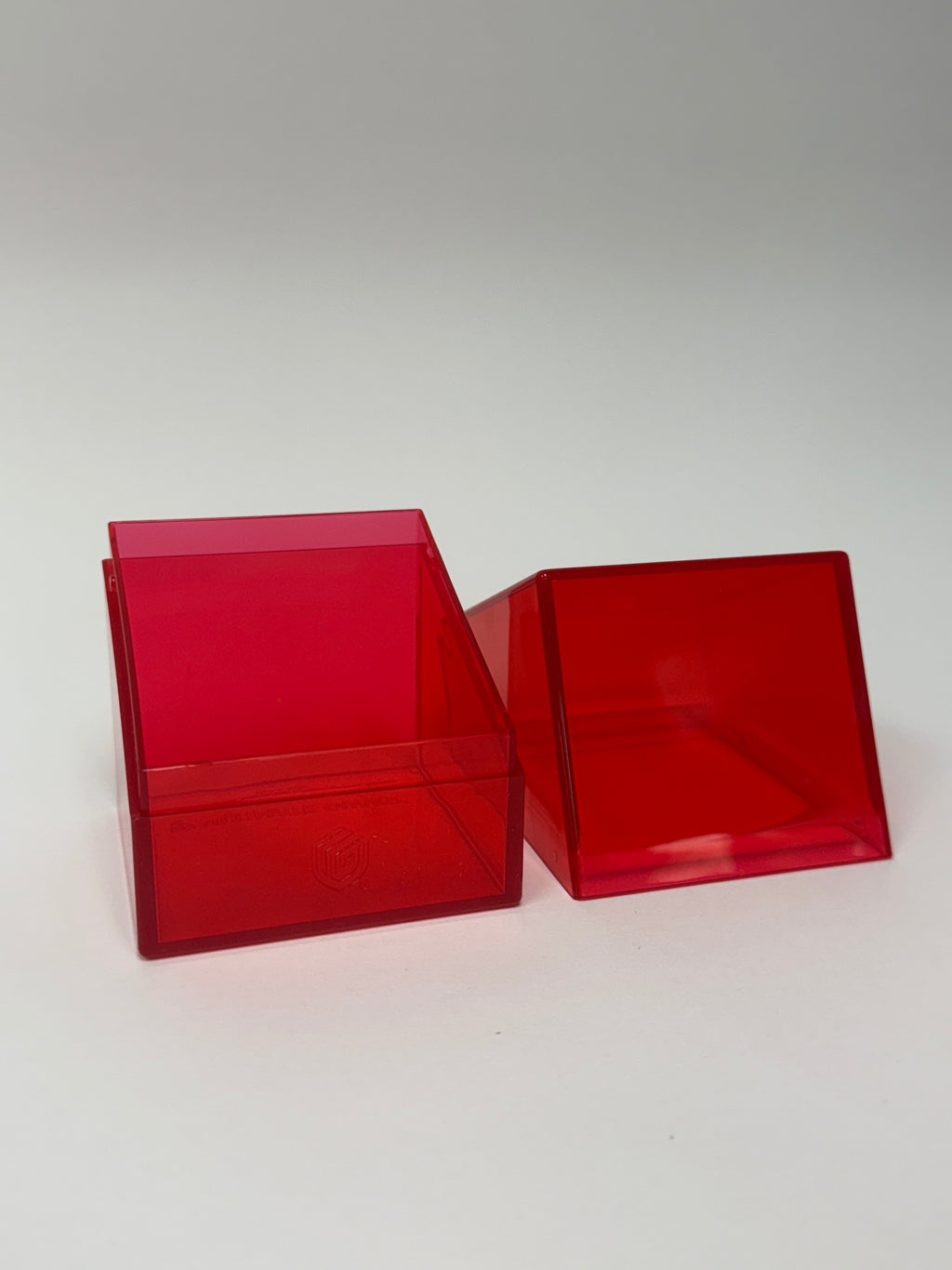 Ultimate Guard Boulder 100+ Deck Box - Clear