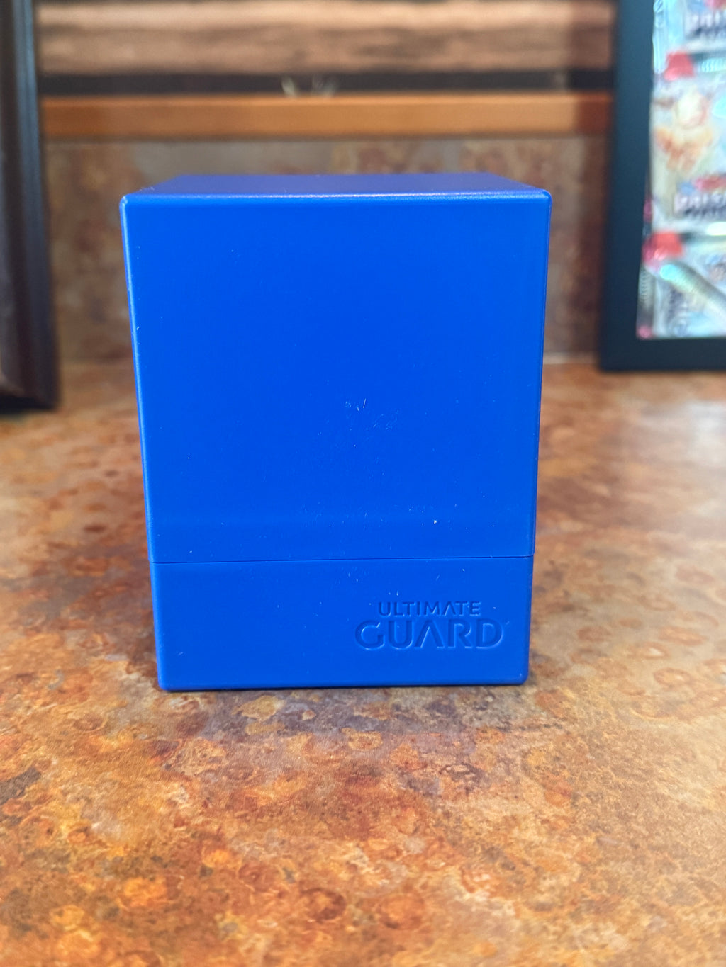 Ultimate Guard Boulder 100+ Deck Box - Solid