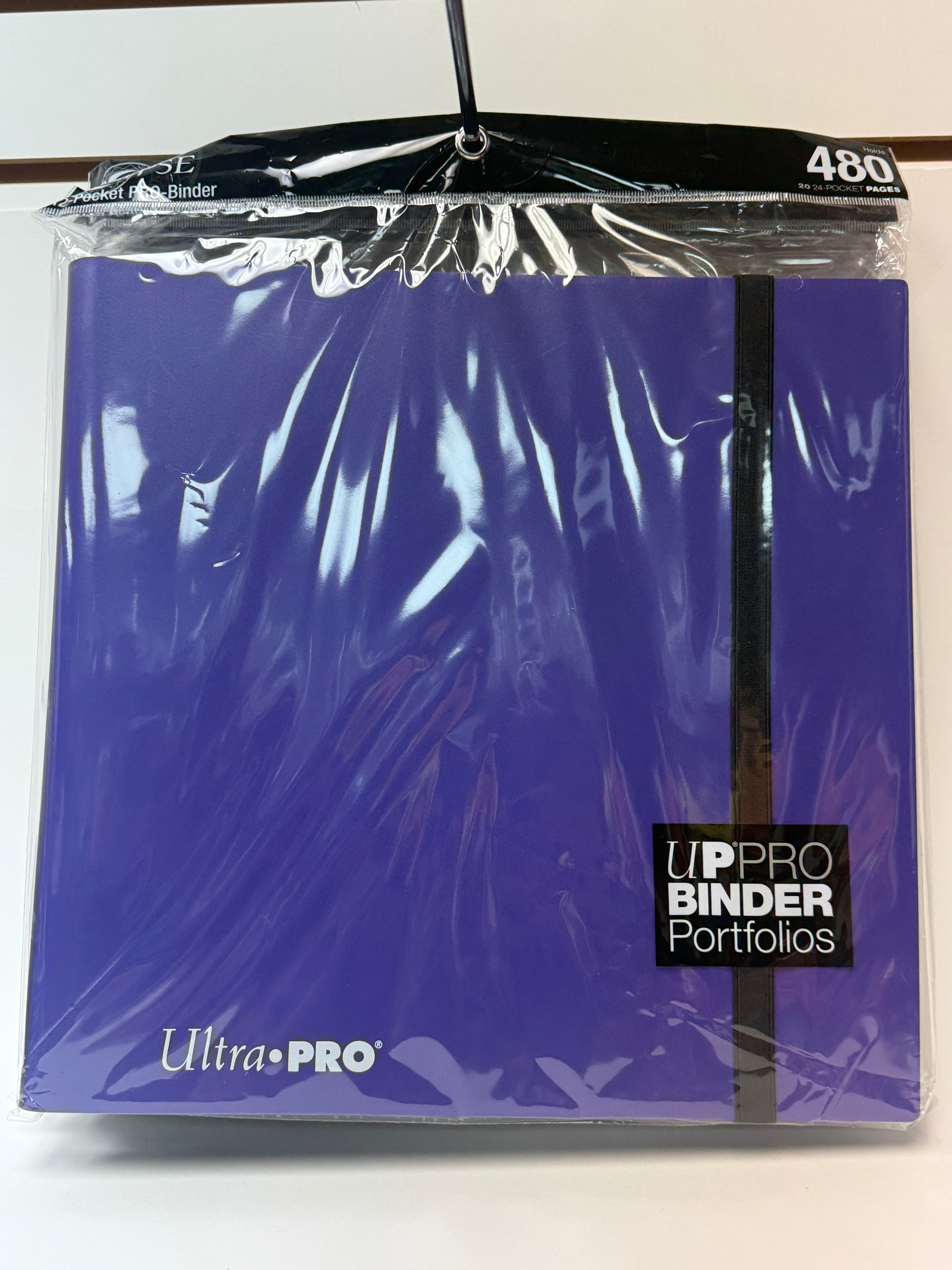 UltraPRO 12 Pocket Binder (Holds 480 Cards)